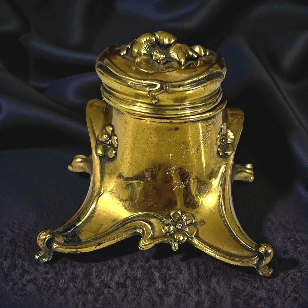 Vintage Brass Art Nouveau Floral Desk‎ Accessory Inkwell or Trinket Box